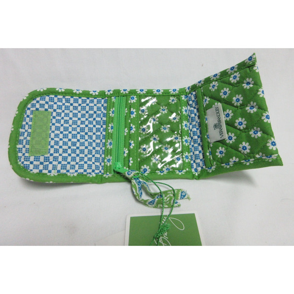 Vera Bradley Retired "GREEN APPLE" White Daisies Floral Tri Fold Wallet GIFT - Picture 3 of 7